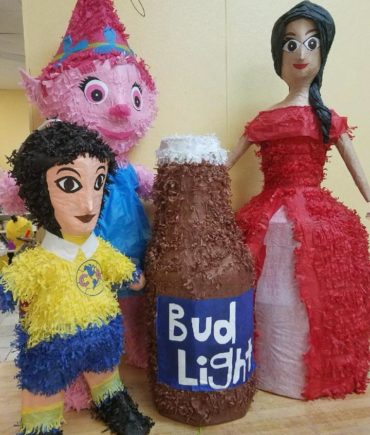 piñatas